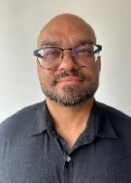 Foto oficial de André Luis no registro do TSE
