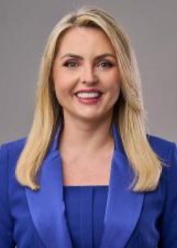 Foto oficial de Clariana Barao no registro do TSE