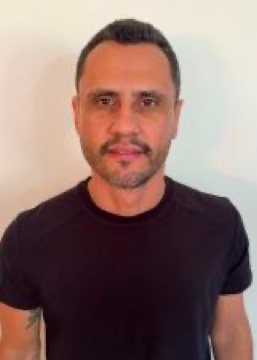 Foto oficial de Cleitinho Azevedo no registro do TSE