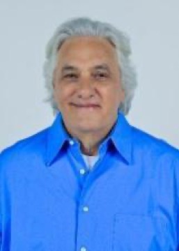 Foto oficial de Delcidio Amaral no registro do TSE