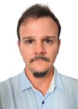 Foto oficial de Henrique Lyra no registro do TSE