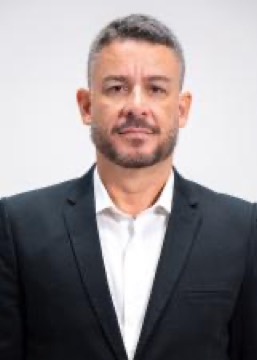 Foto oficial de Pedro Coutinho no registro do TSE
