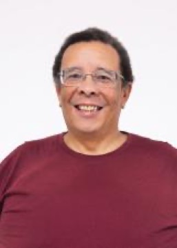 Foto oficial de Professor Robson no registro do TSE