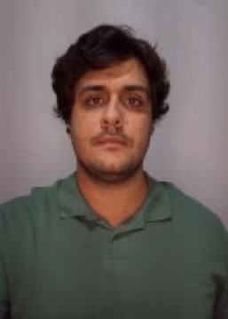 Foto oficial de Rafael Demuner no registro do TSE