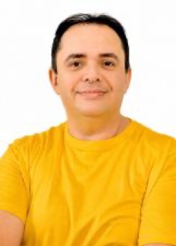 Foto oficial de Rodrigo de Bolsonaro no registro do TSE