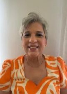 Foto oficial de Vera Lúcia no registro do TSE