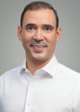 Foto oficial de Vicentinho Júnior no registro do TSE